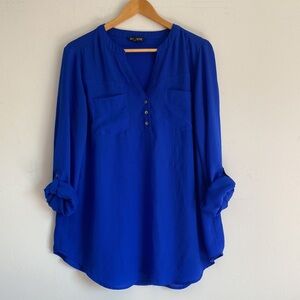 Express | V Neck blouse with roll tab sleeves